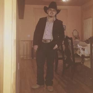 Meet your Posher, Julian